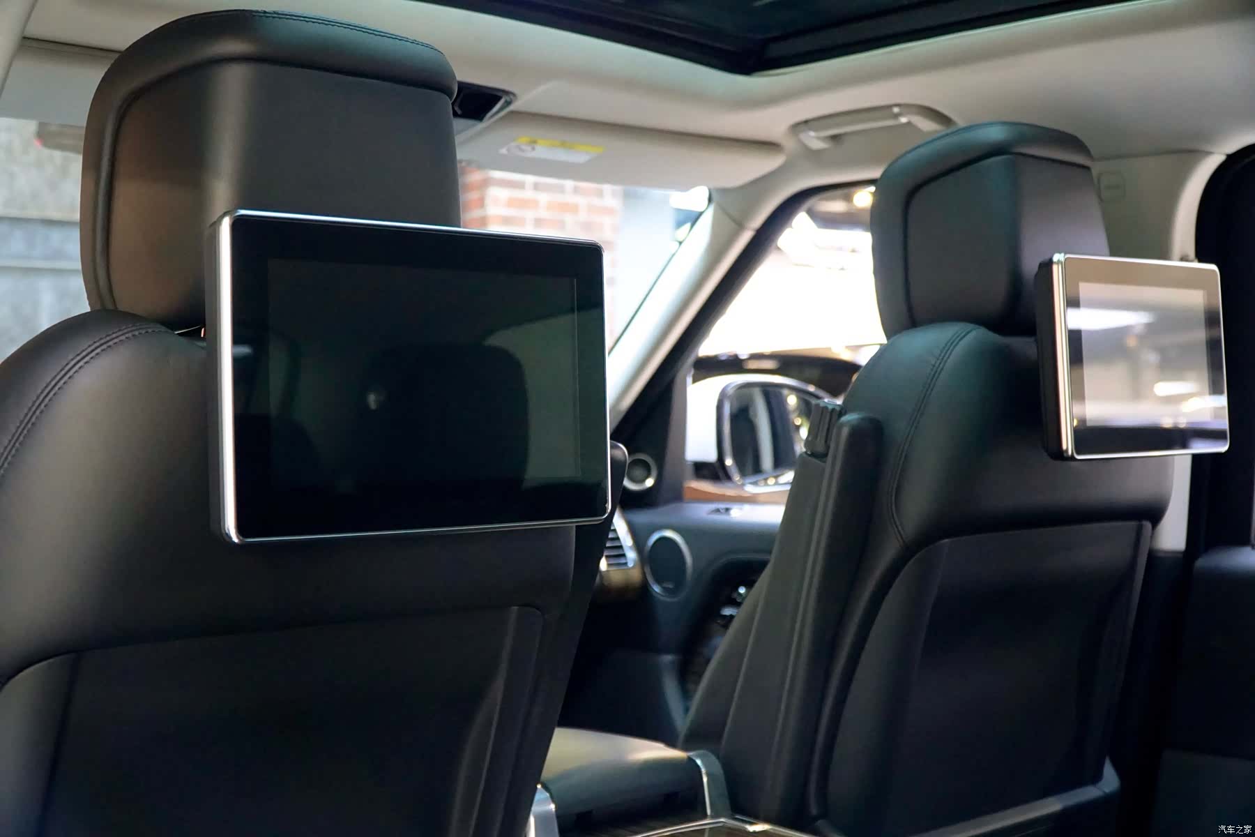 Land Rover Range Rover, 2019 16