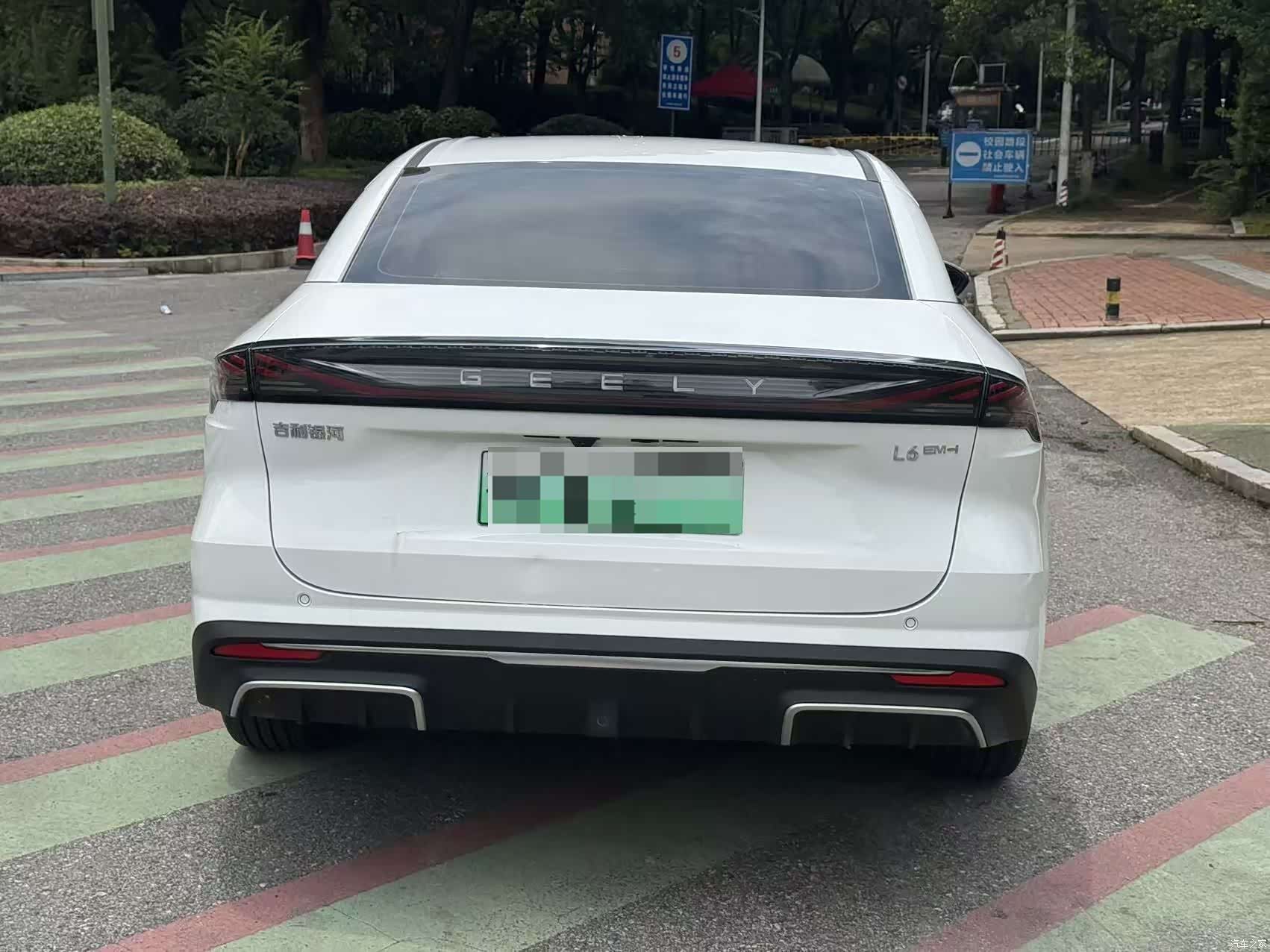 Geely Galaxy L6, 2025 8