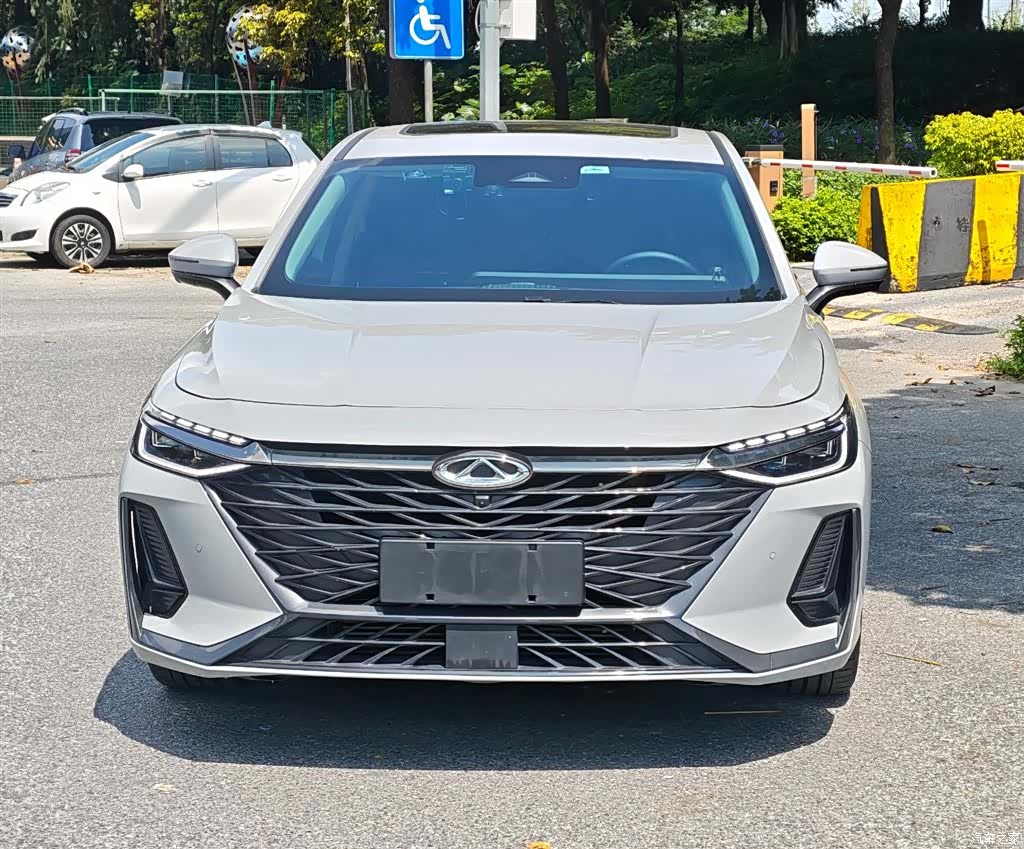 Chery Arrizo 8, 2024 2