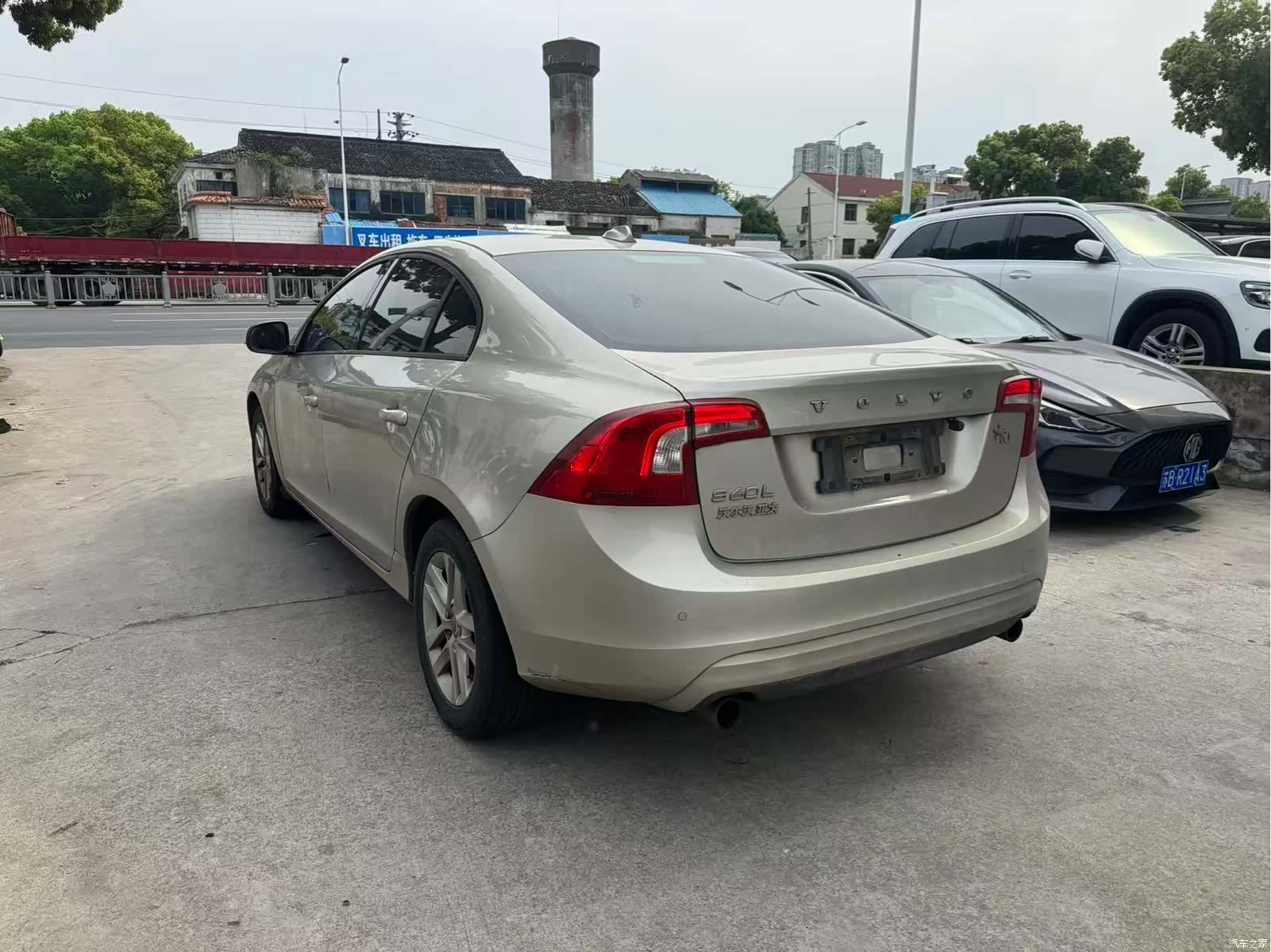 Volvo S60, 2016 все фото
