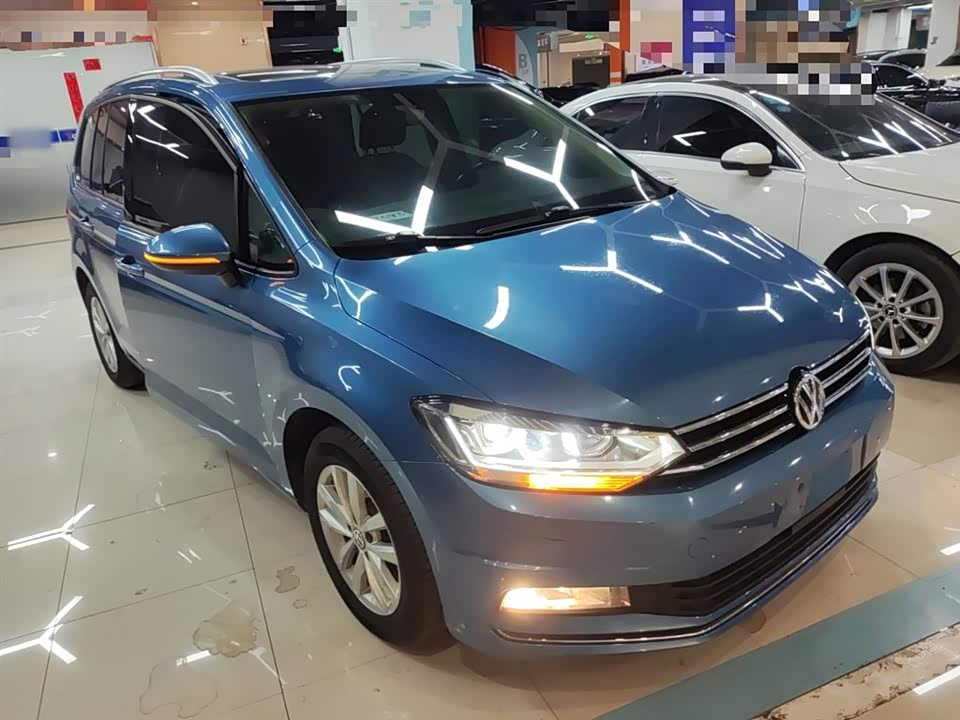 Volkswagen Touran