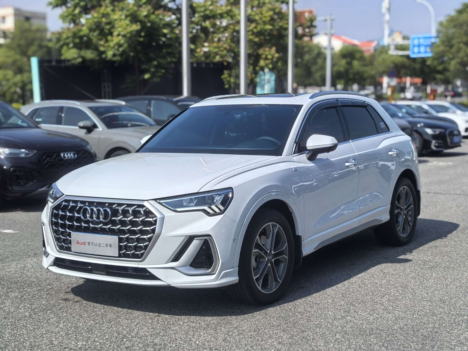 Audi Q3, 2025 1