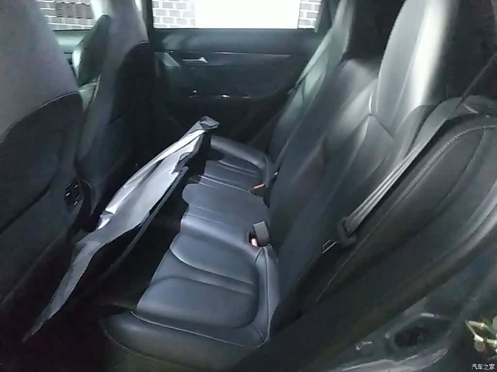 Xpeng G3i, 2022 17
