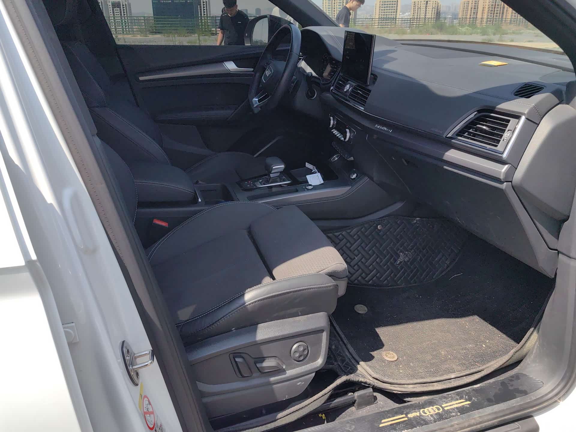 Audi Q5L, 2023 11