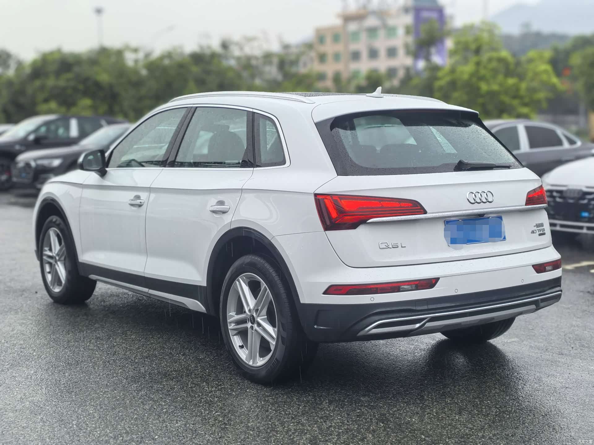 Audi Q5L, 2023 4