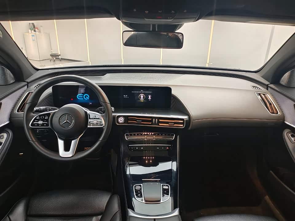 Mercedes-Benz EQC Mercedes-Benz EQC