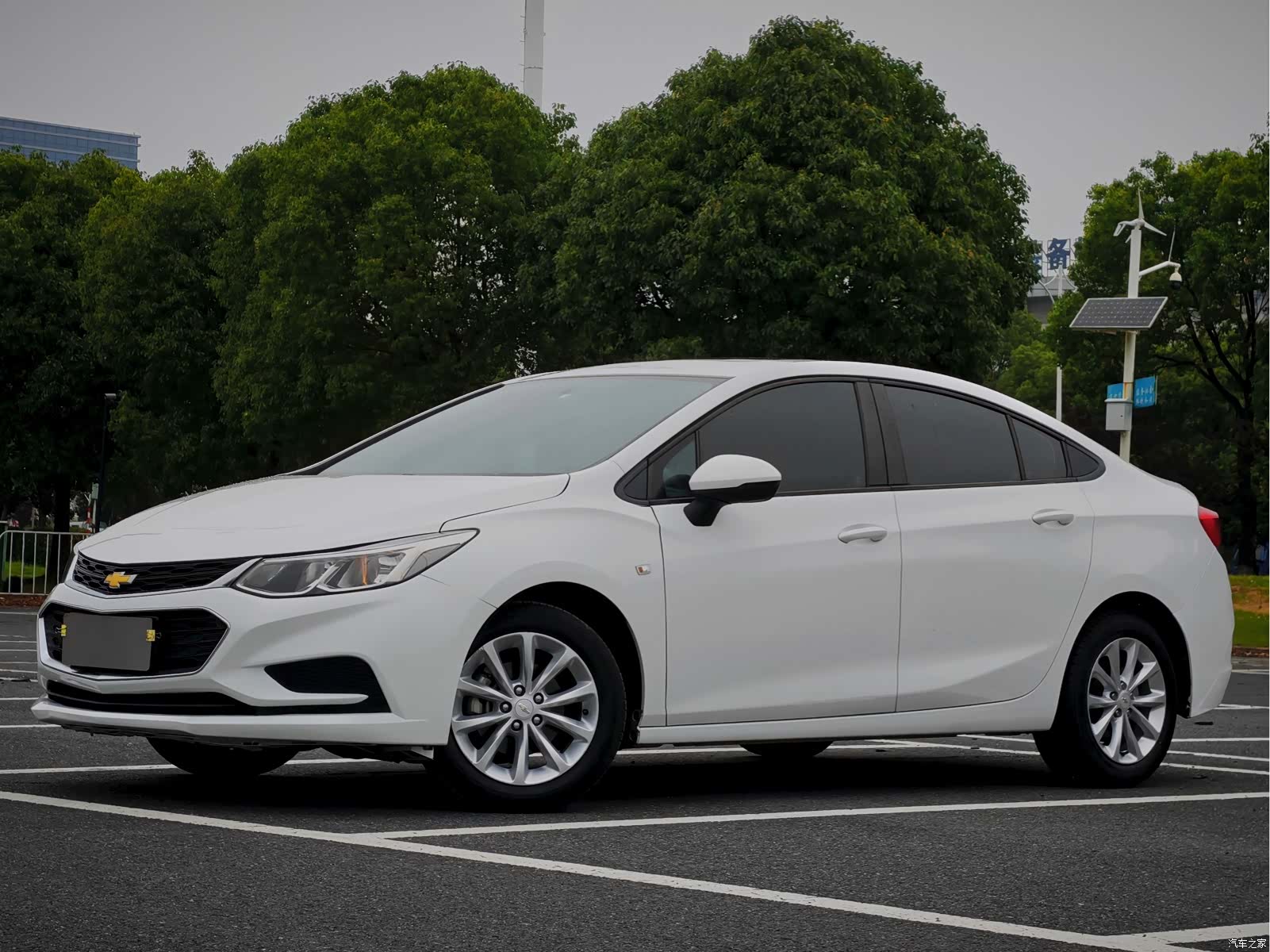 Chevrolet 320, 2018 1