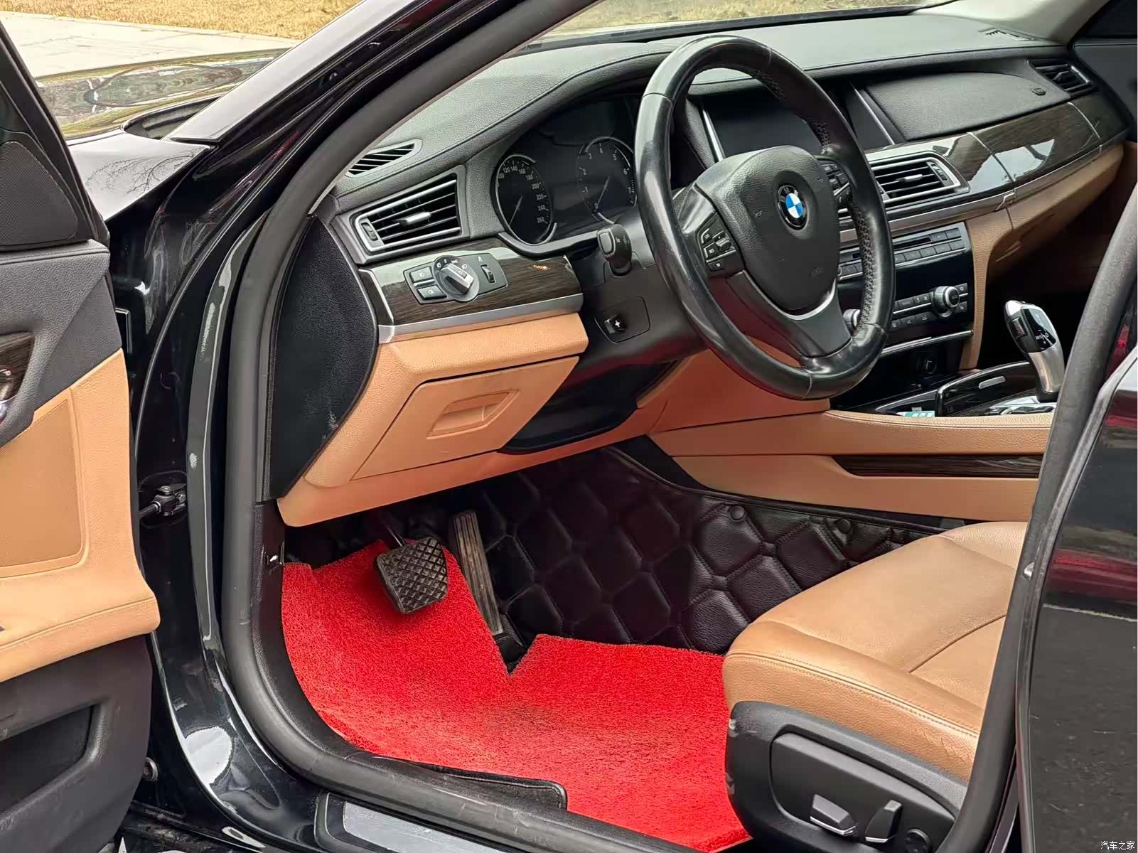 BMW 7 Series, 2013 9