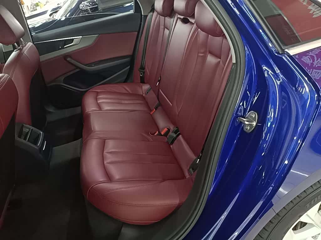 Audi A4L, 2020 13