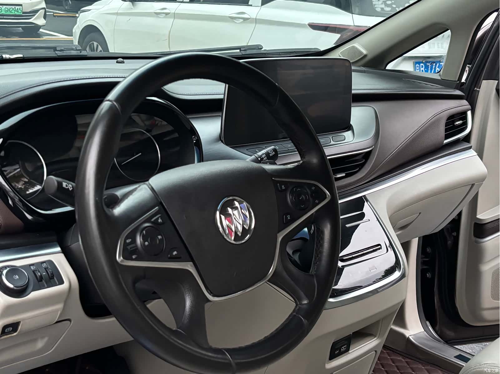 Buick GL8, 2021 11