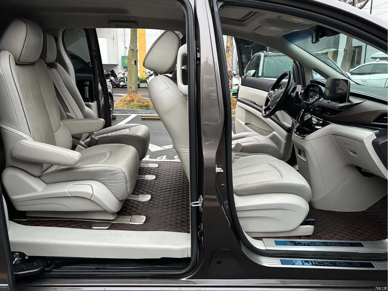 Buick GL8, 2021 15