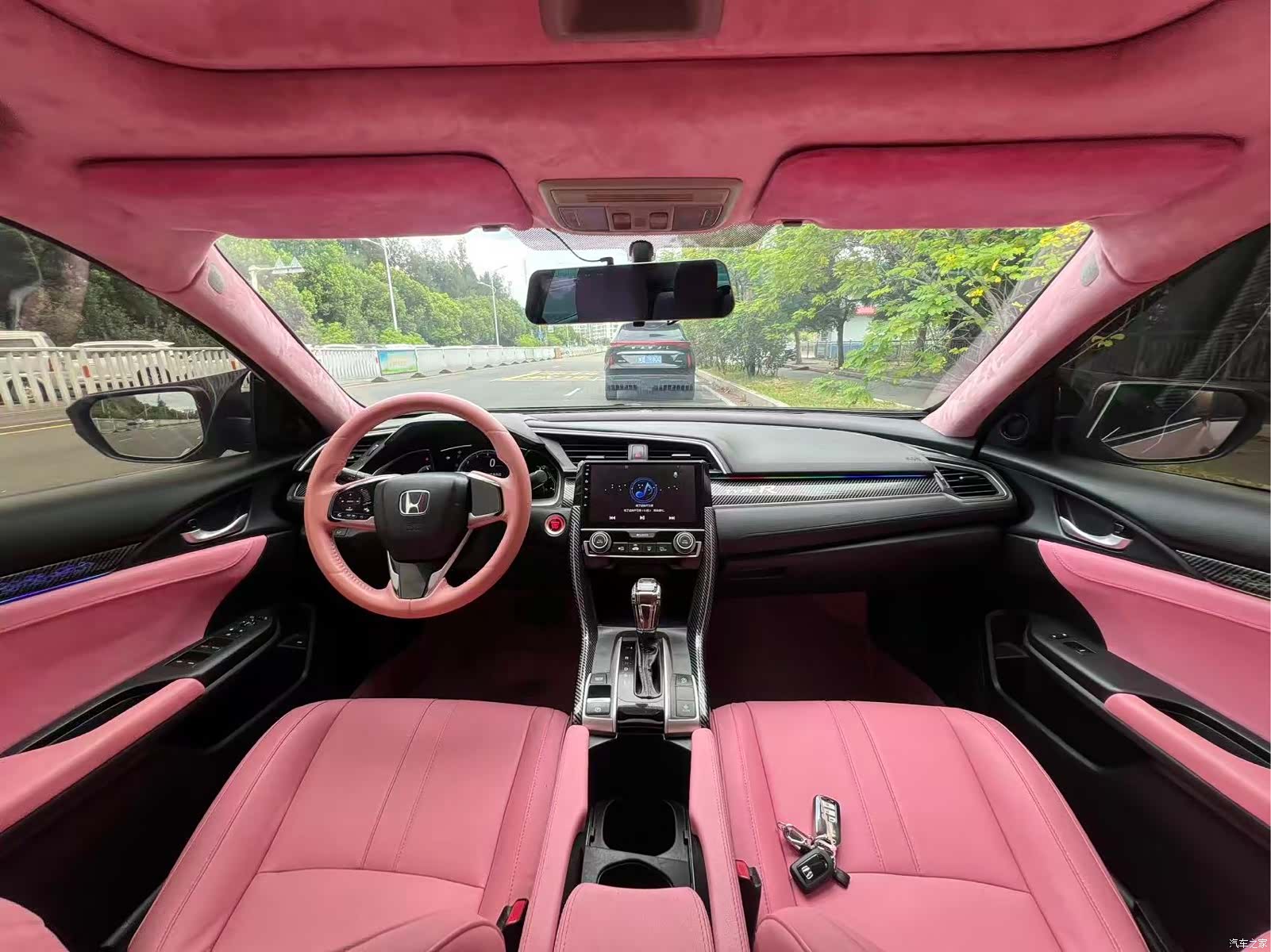 Honda Civic, 2018 все фото