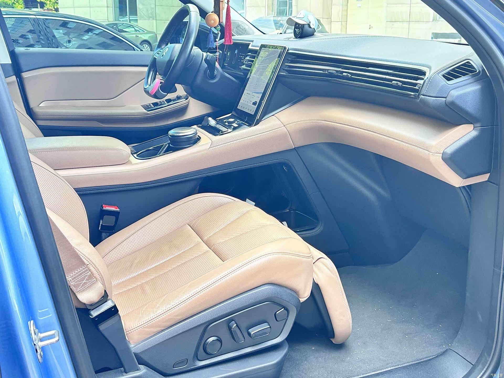 NIO ES8, 2019 6