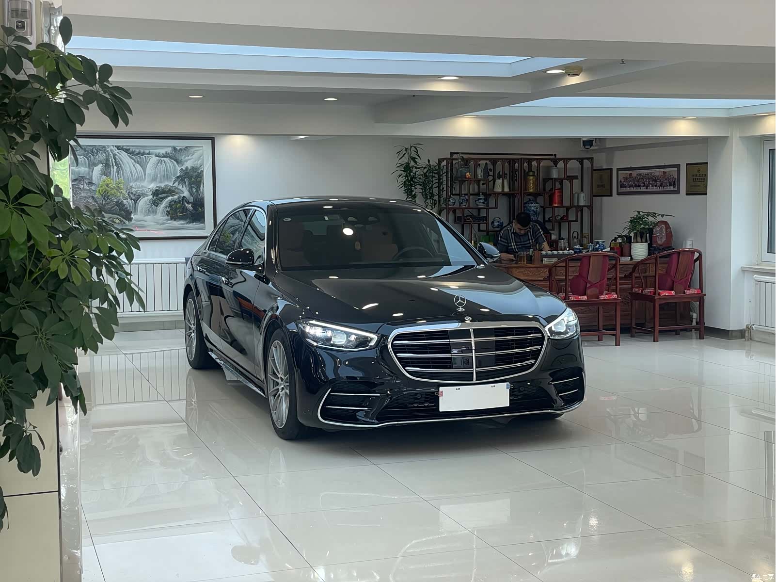 Mercedes-Benz S-Class, 2021 3