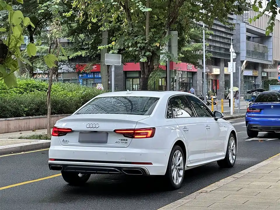 Audi A4L