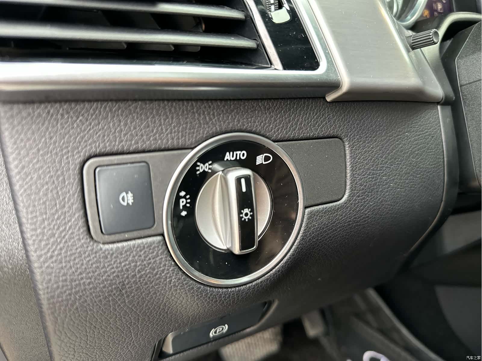 Mercedes-Benz GLE, 2018 16