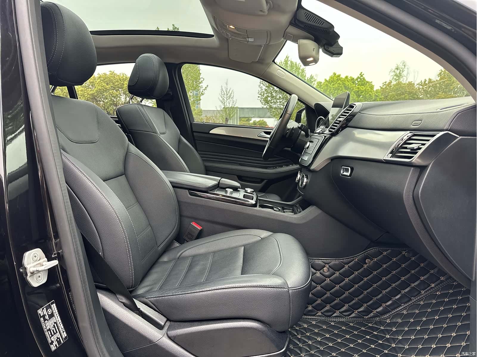 Mercedes-Benz GLE, 2018 10