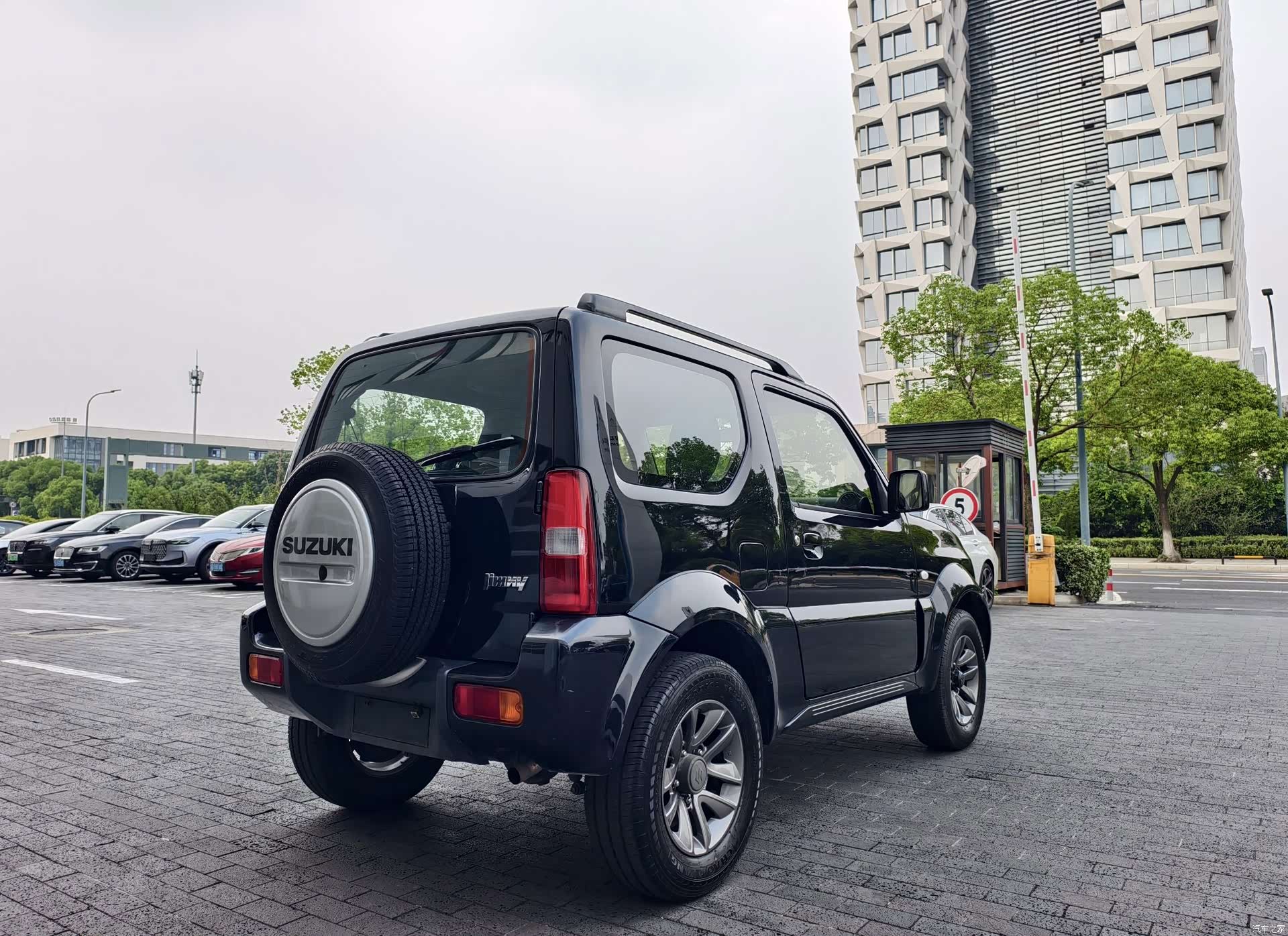 Suzuki 1.3, 2016 6