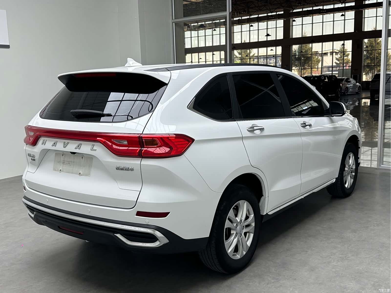 Haval M6, 2022 все фото
