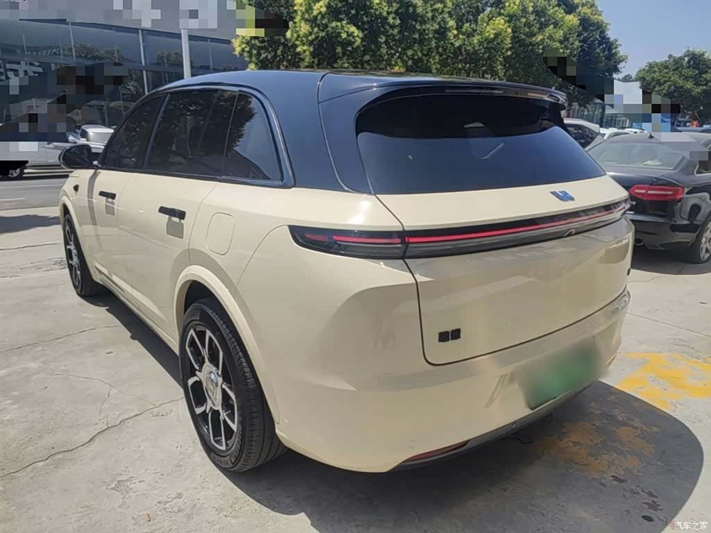 Li Auto L7, 2024 все фото
