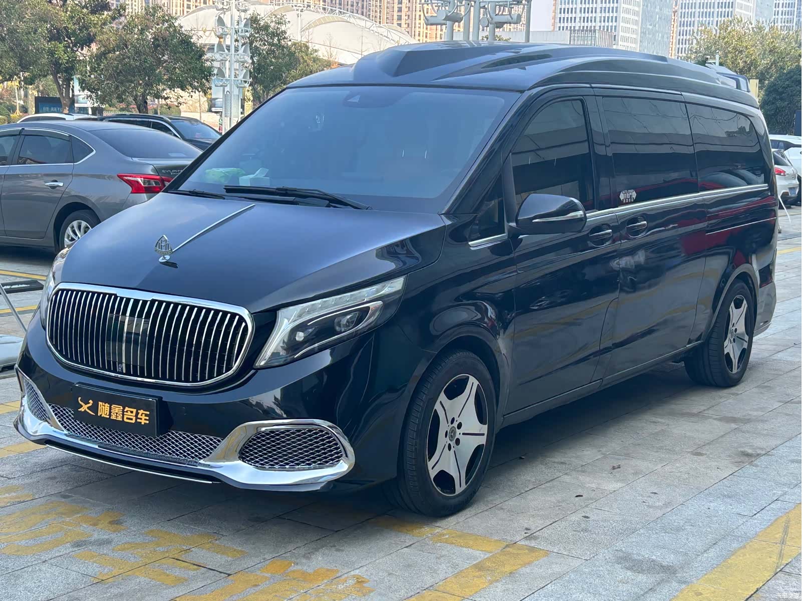 Mercedes-Benz V-Class, 2019 1