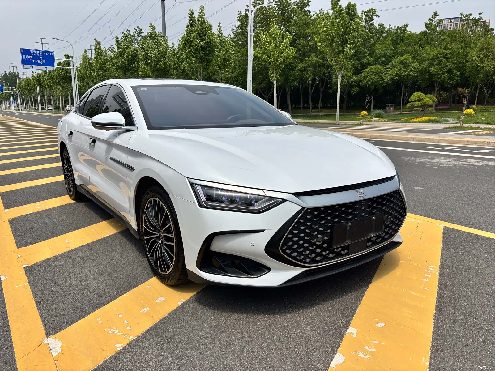 BYD Han, 2022 3