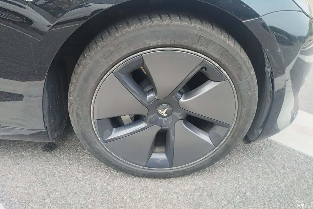 Tesla Model 3, 2021 6