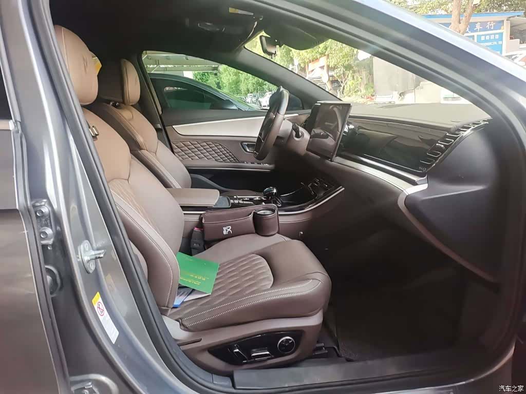 BYD Han, 2022 8