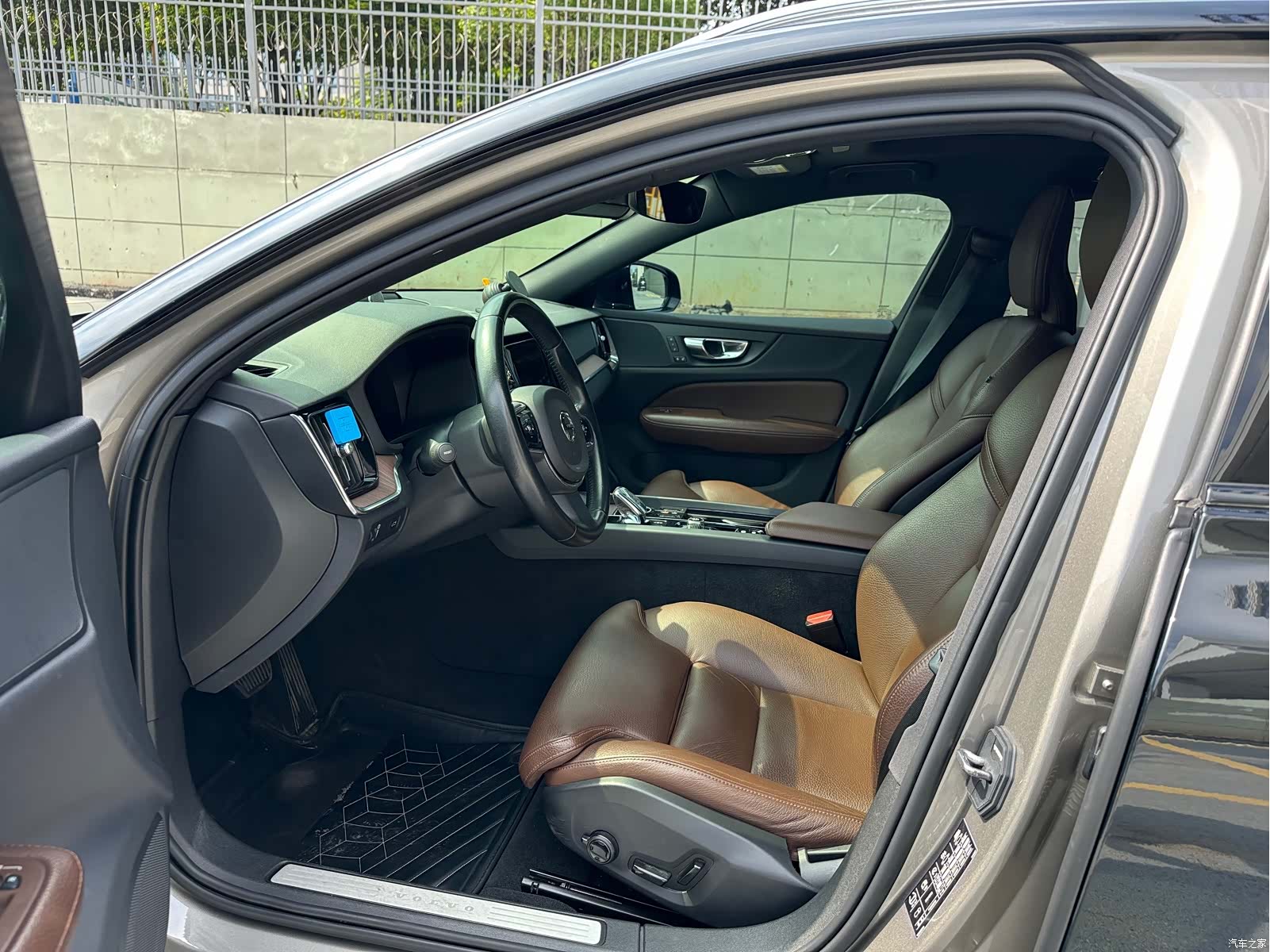 Volvo V60, 2021 4