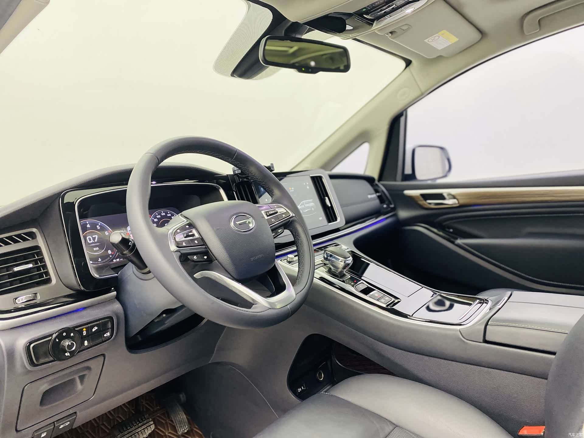 Trumpchi M8, 2022 12