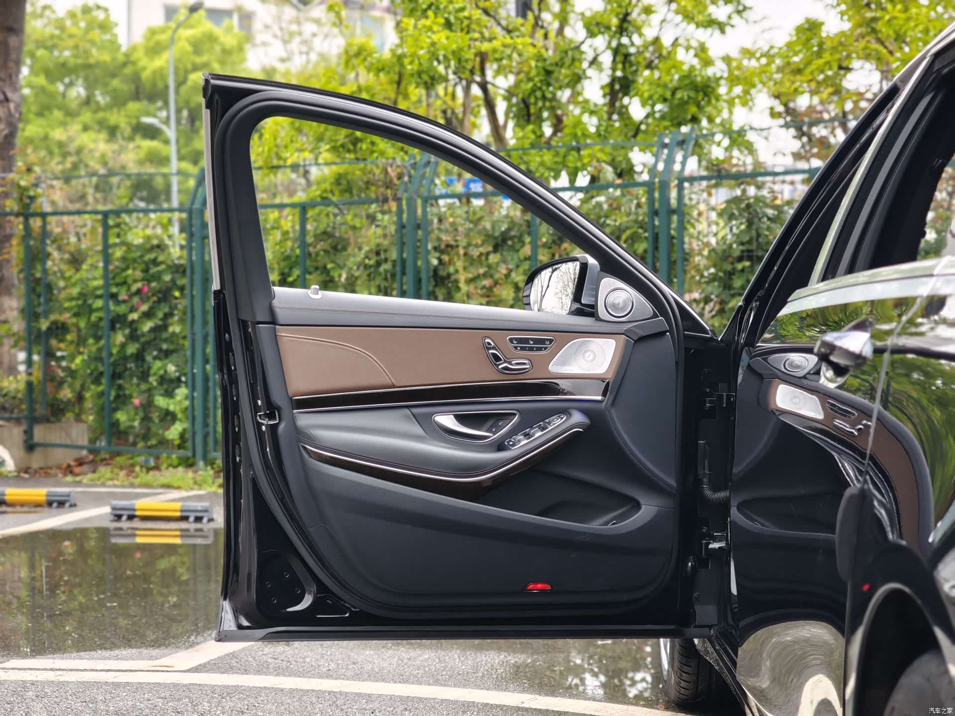 Maybach S-Class, 2019 25