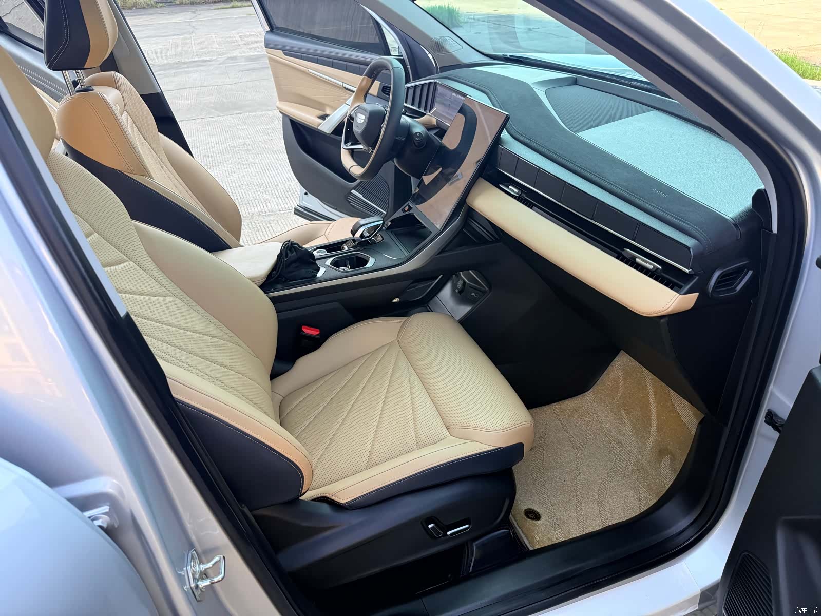 Geely Boyue, 2023 20