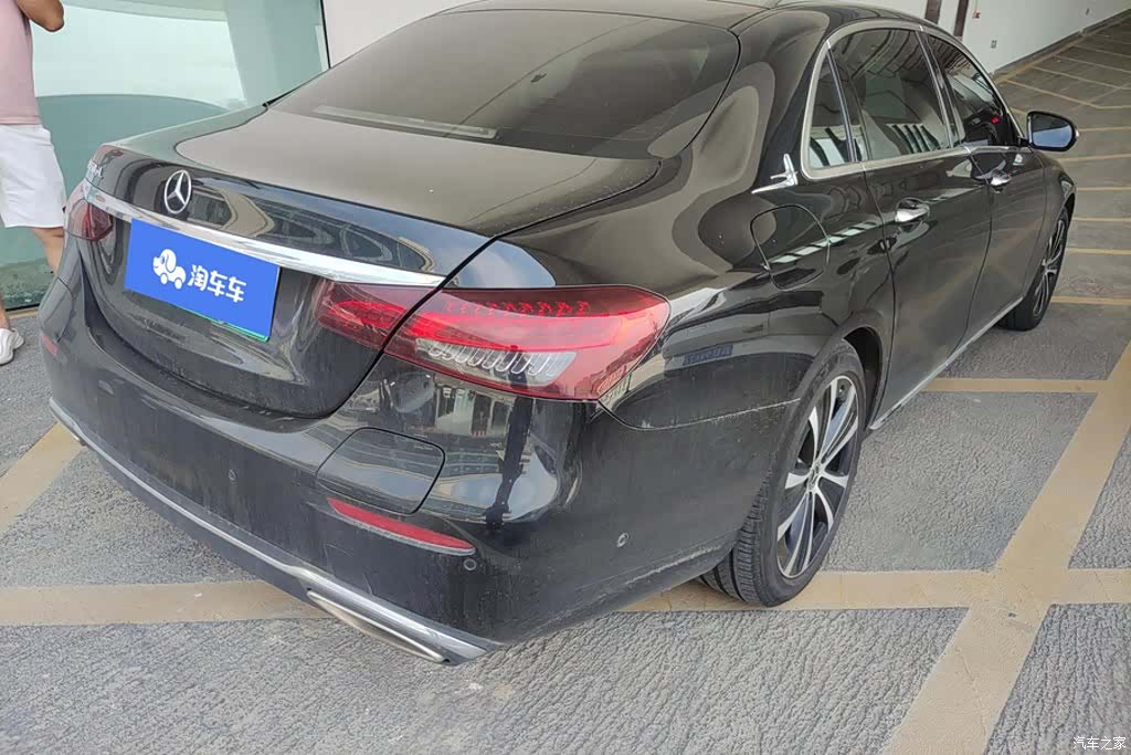 Mercedes-Benz E-Class, 2021 3