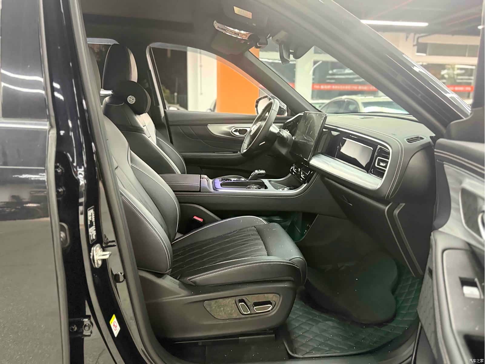 Trumpchi GS8, 2024 11