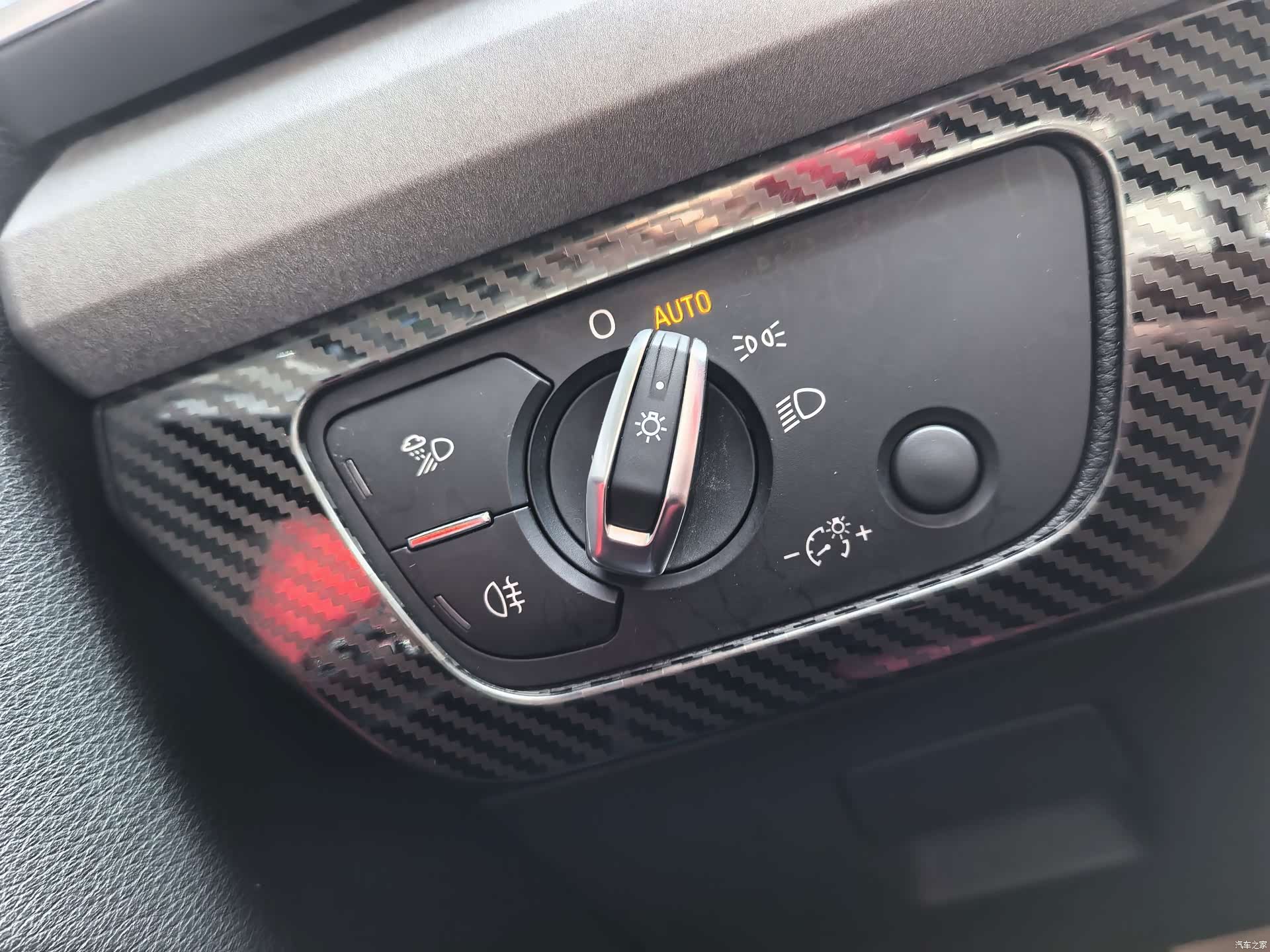 Audi Q5L, 2019 все фото