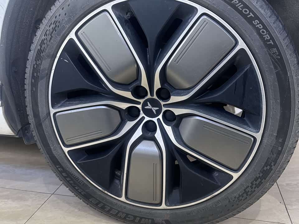 XPENG G9