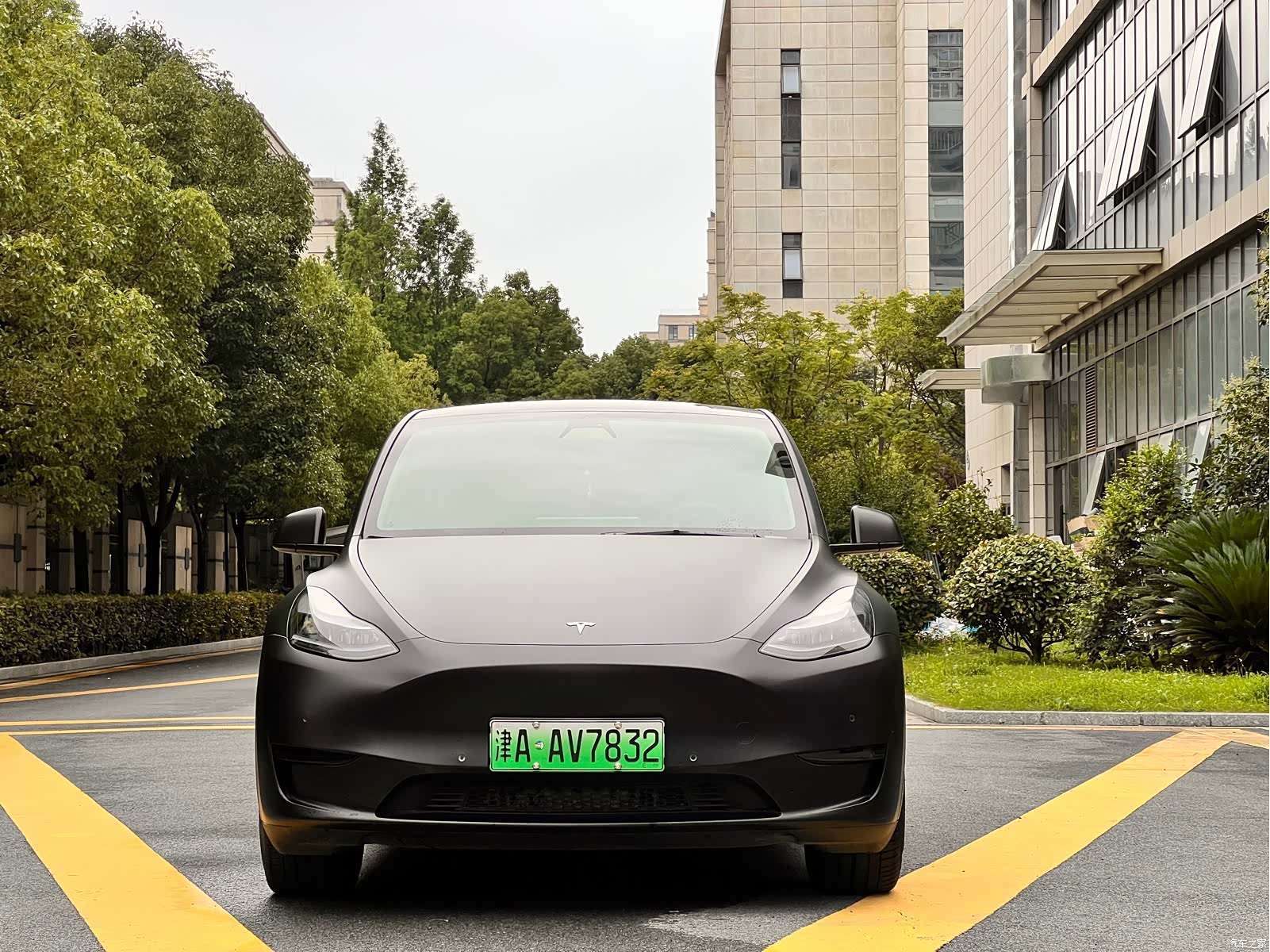 Tesla Model Y, 2022 2