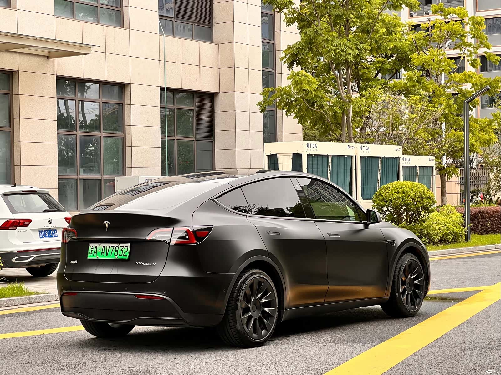 Tesla Model Y, 2022 15