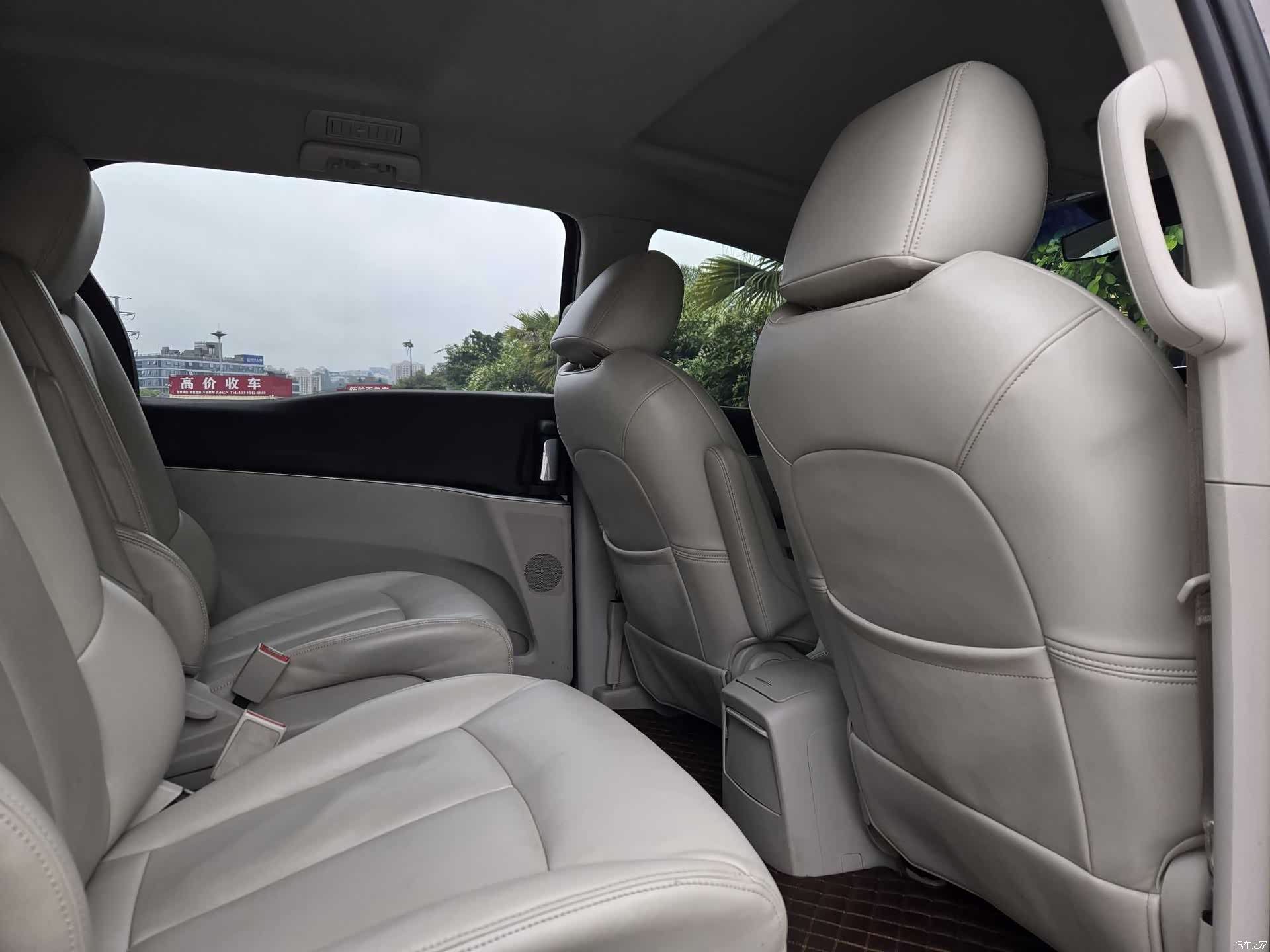 Buick GL8, 2023 9
