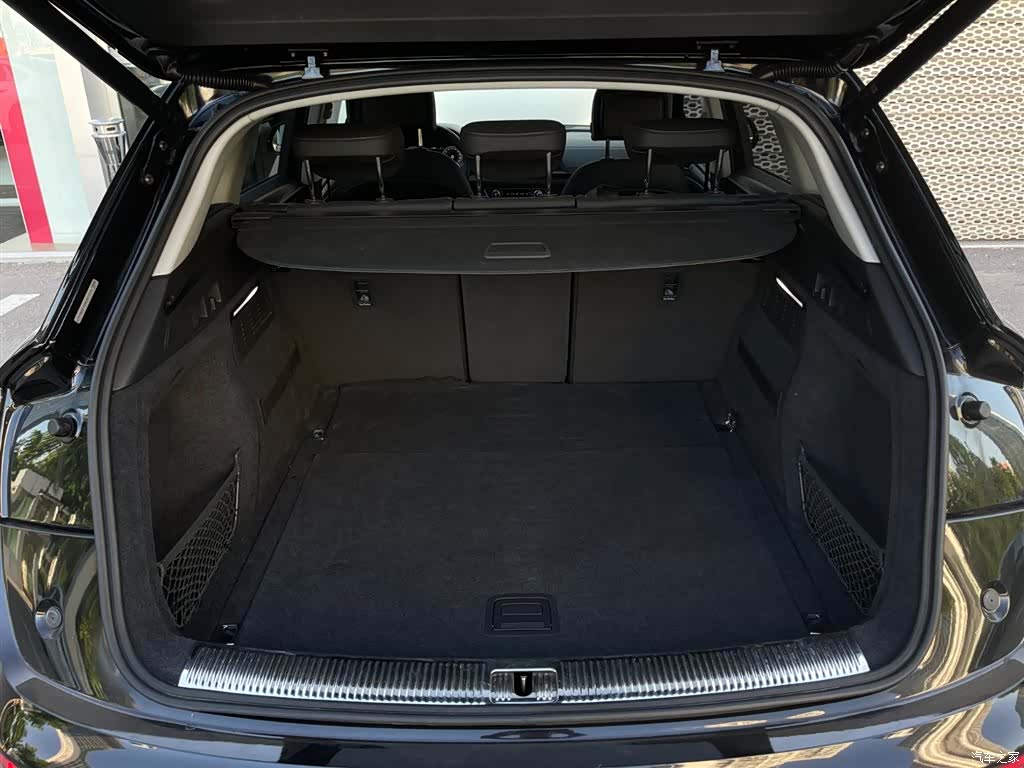 Audi Q5L, 2022 9