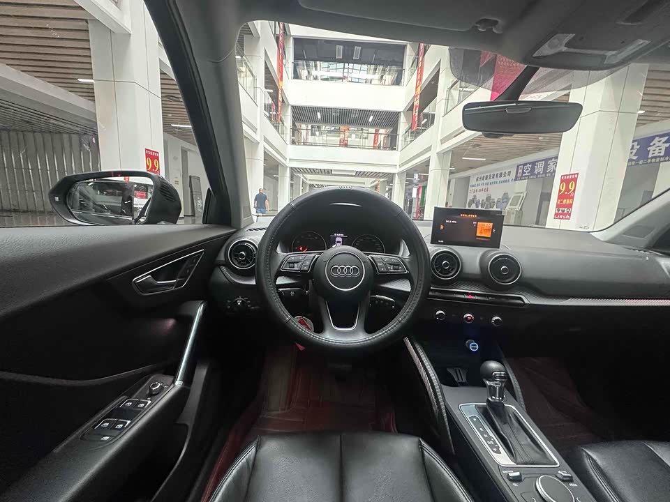 Audi Q2L Audi Q2L