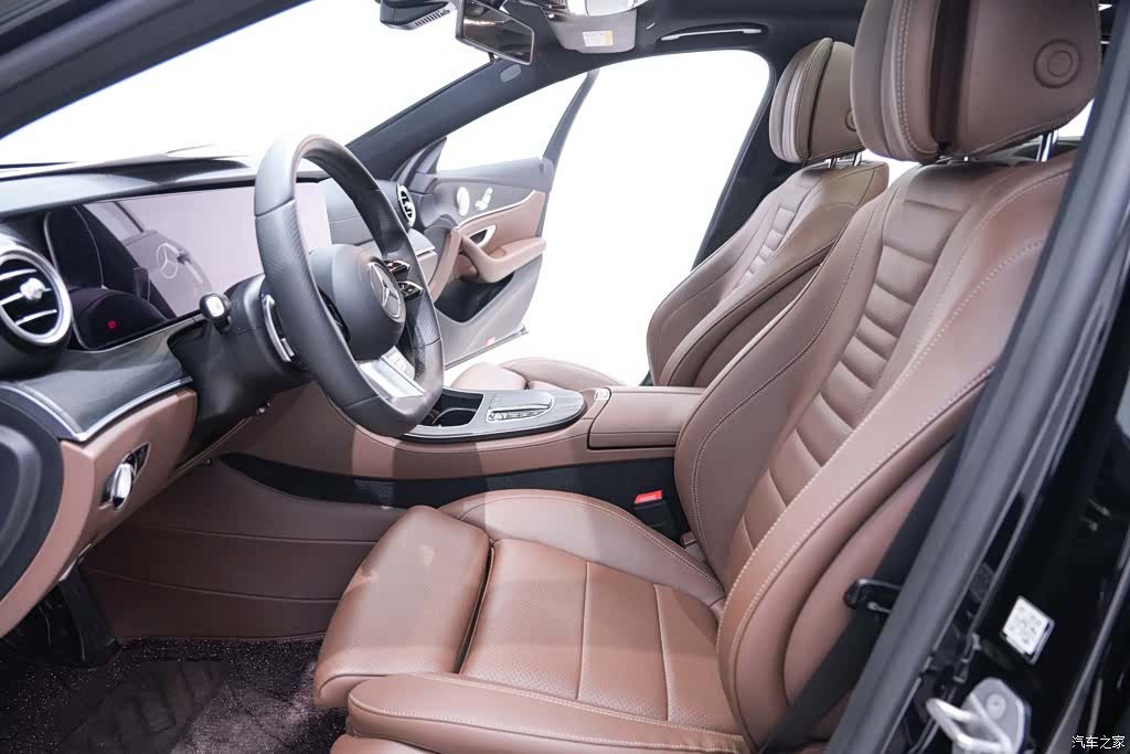 Mercedes-Benz E-Class, 2022 19
