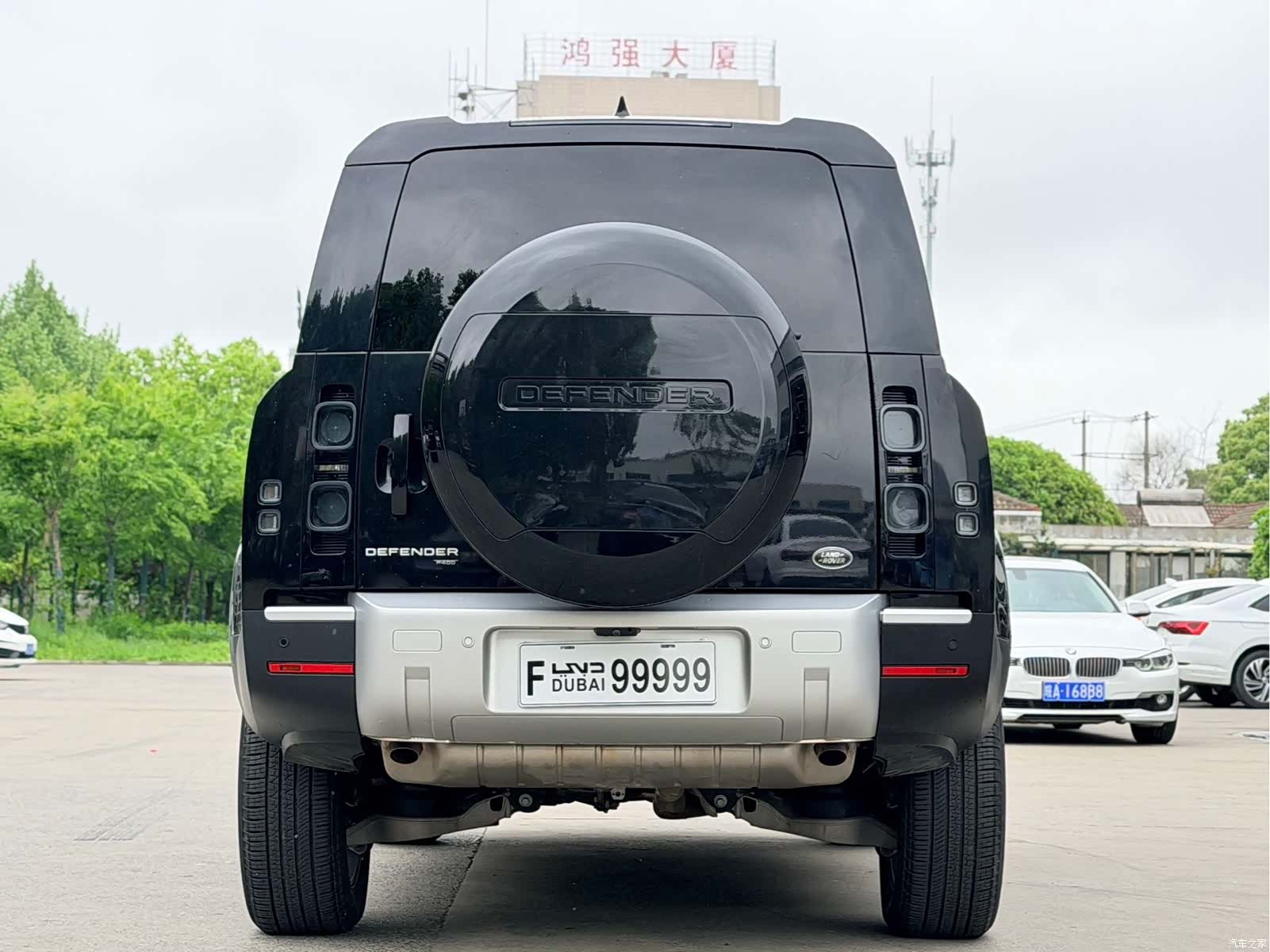 Land Rover Defender, 2024 все фото
