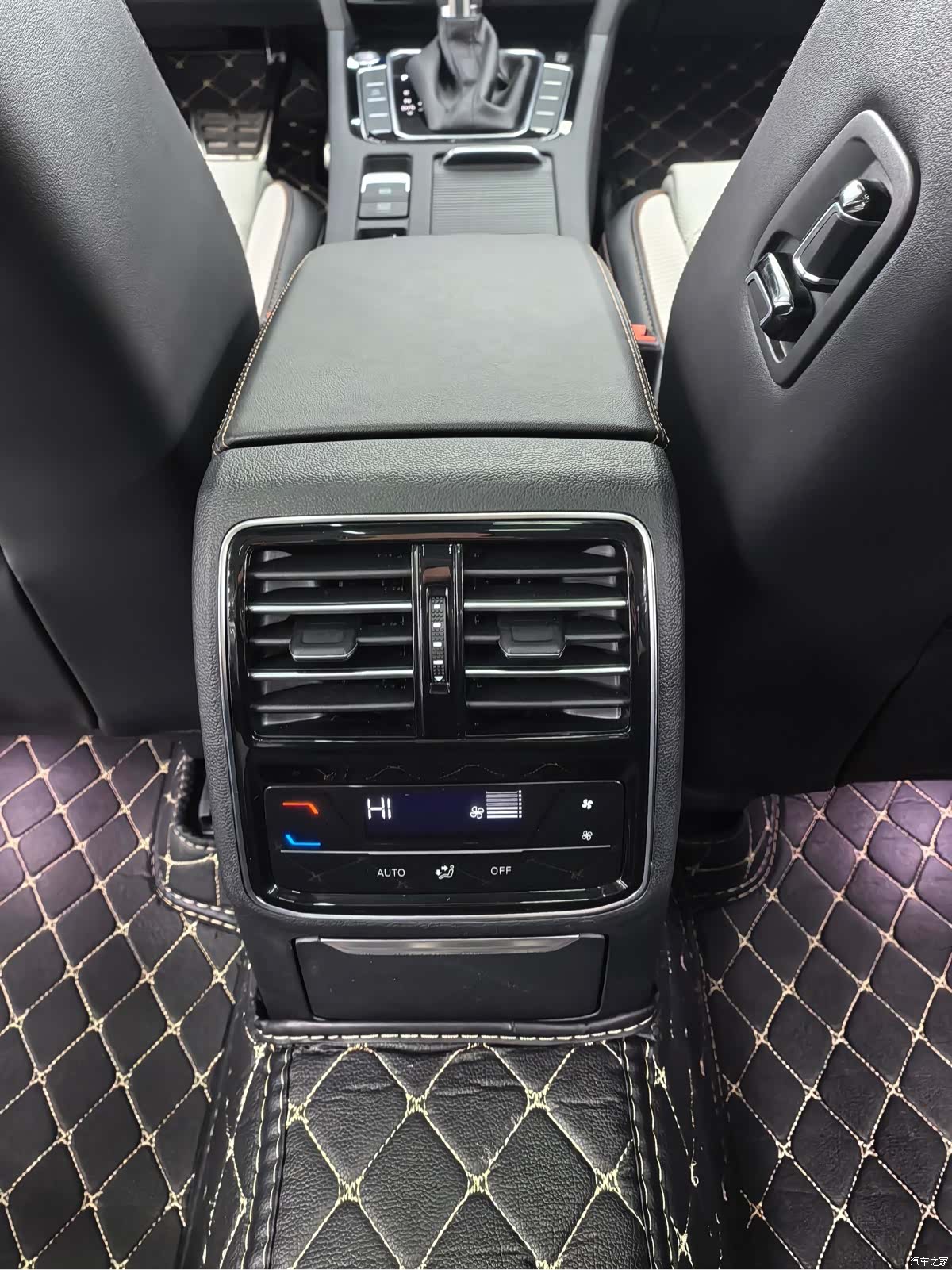 Volkswagen Magotan, 2023 9