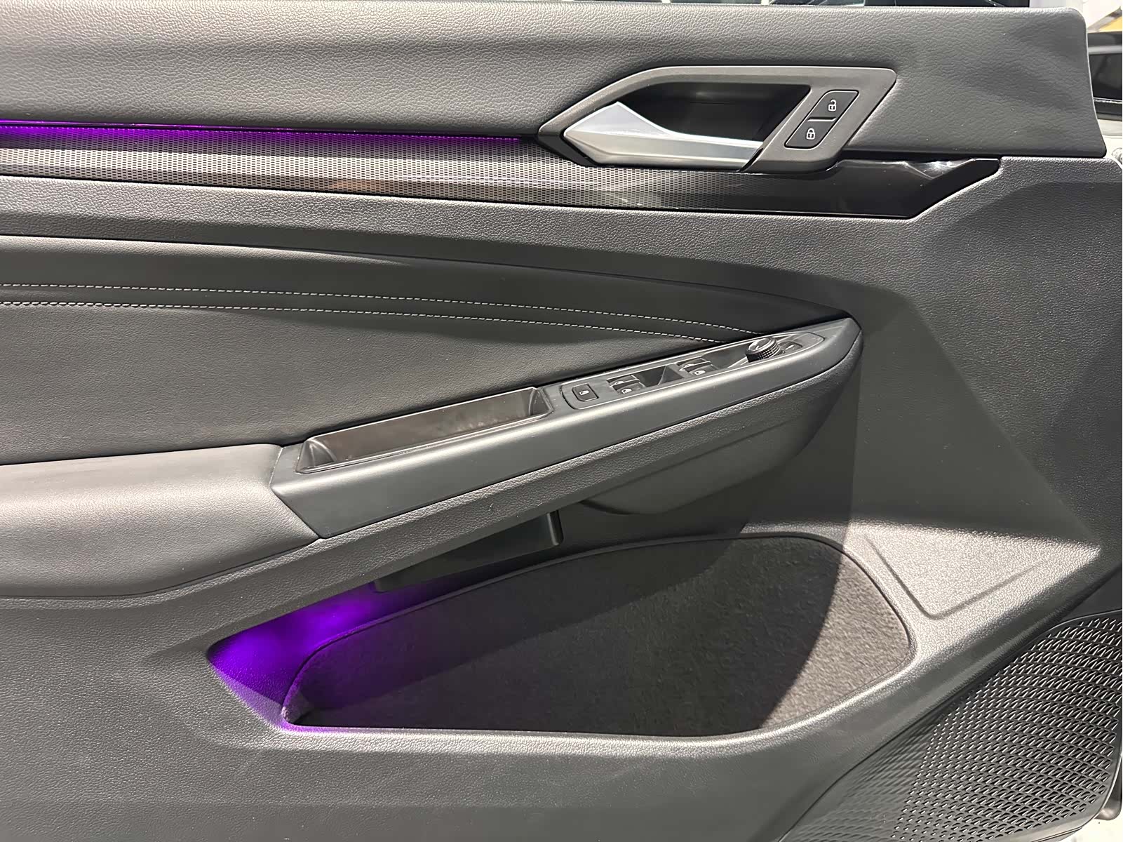Volkswagen Golf, 2021 4