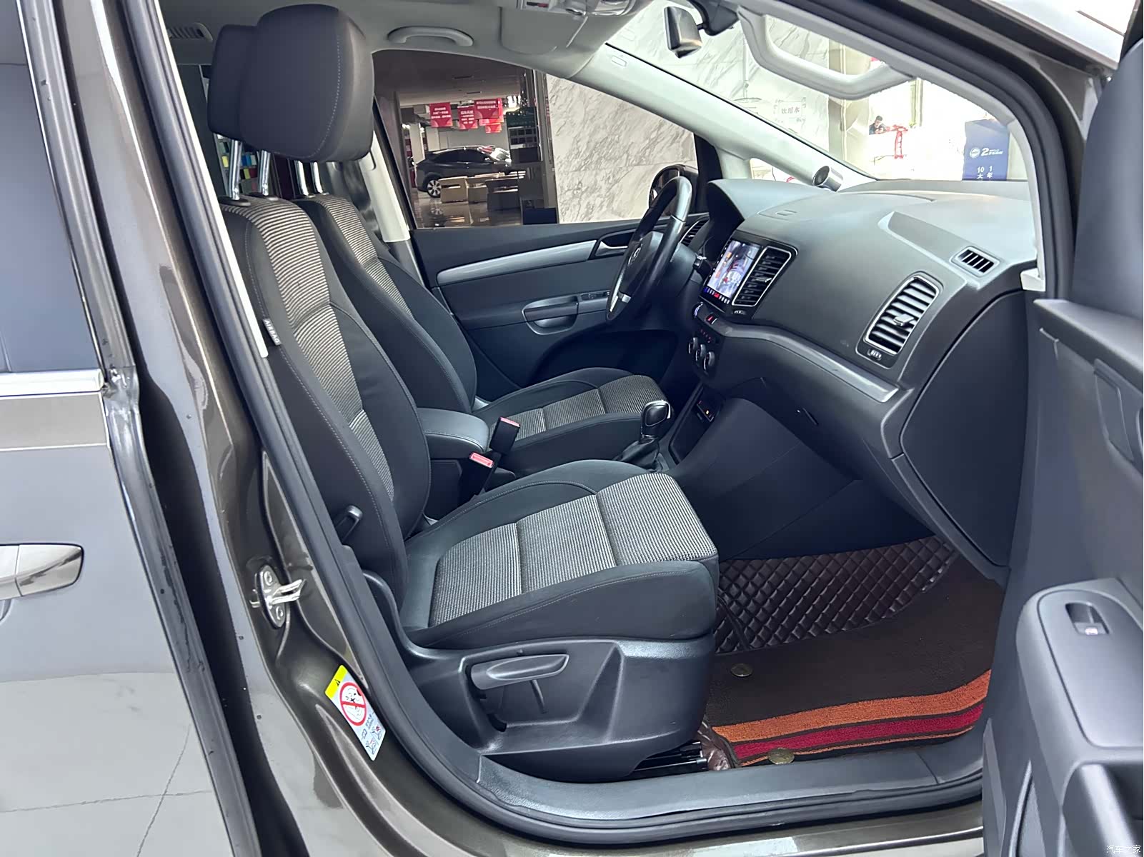 Volkswagen Xia, 2016 10