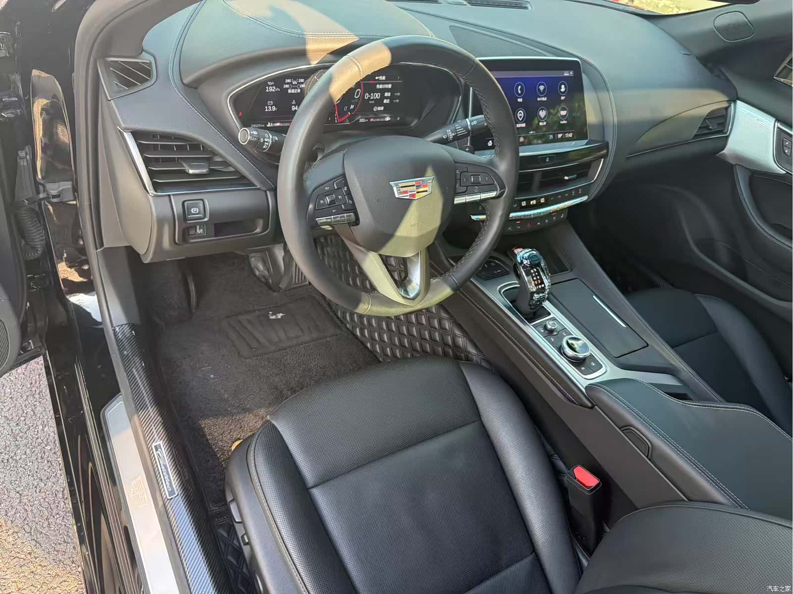 Cadillac CT5, 2023 13