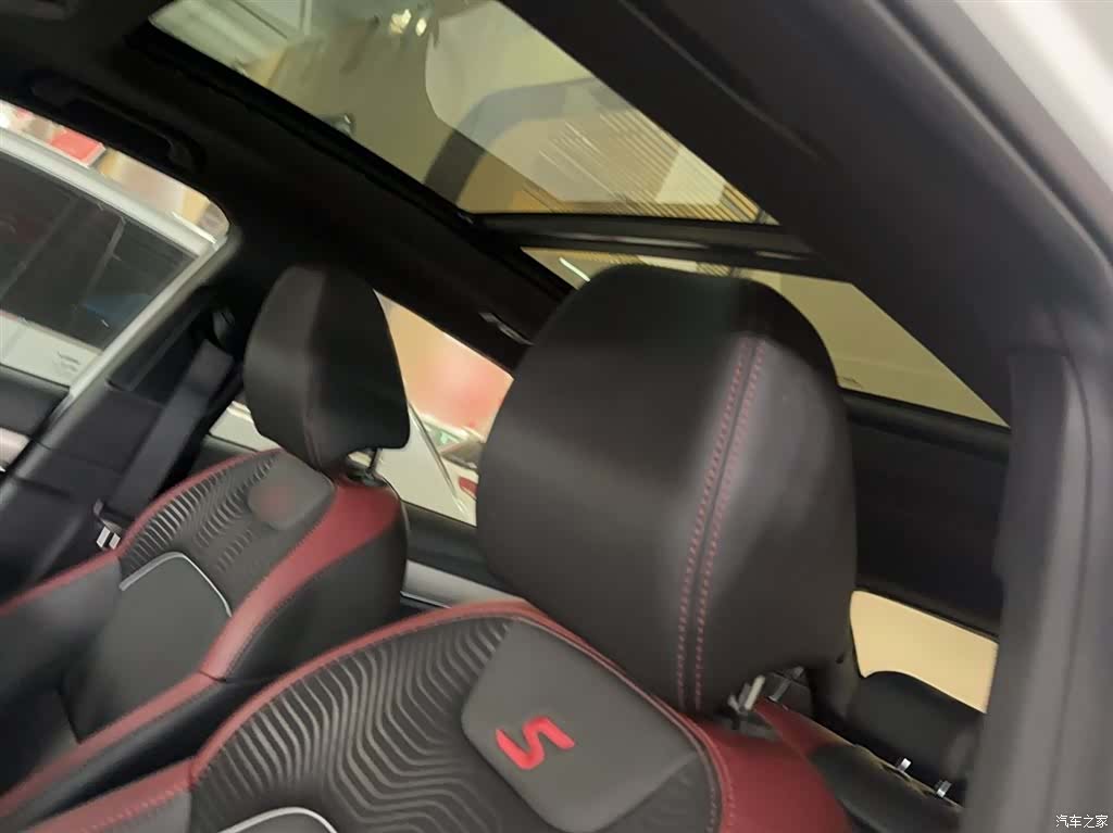 Geely Coolray, 2020 20