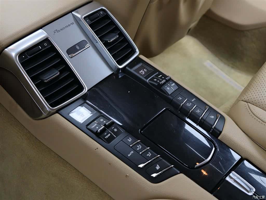 Porsche Panamera, 2014 8