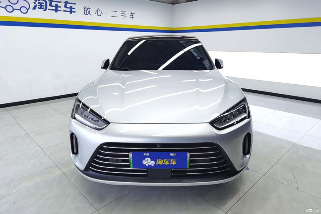 AITO M5, 2022 2